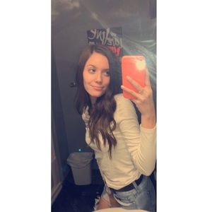 Meet your Posher, Jordyn